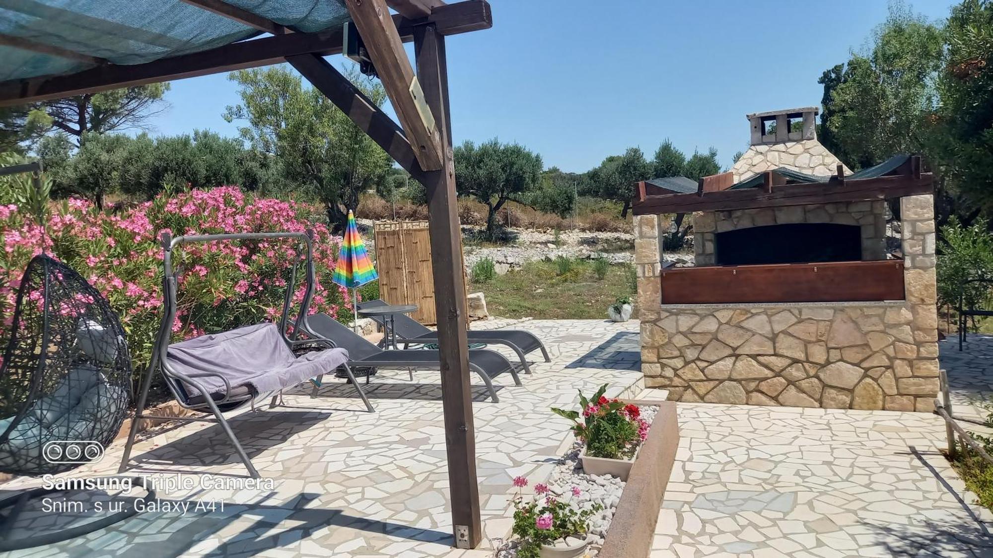 Eco Secluded Apartments Zabodarski Cunski Экстерьер фото